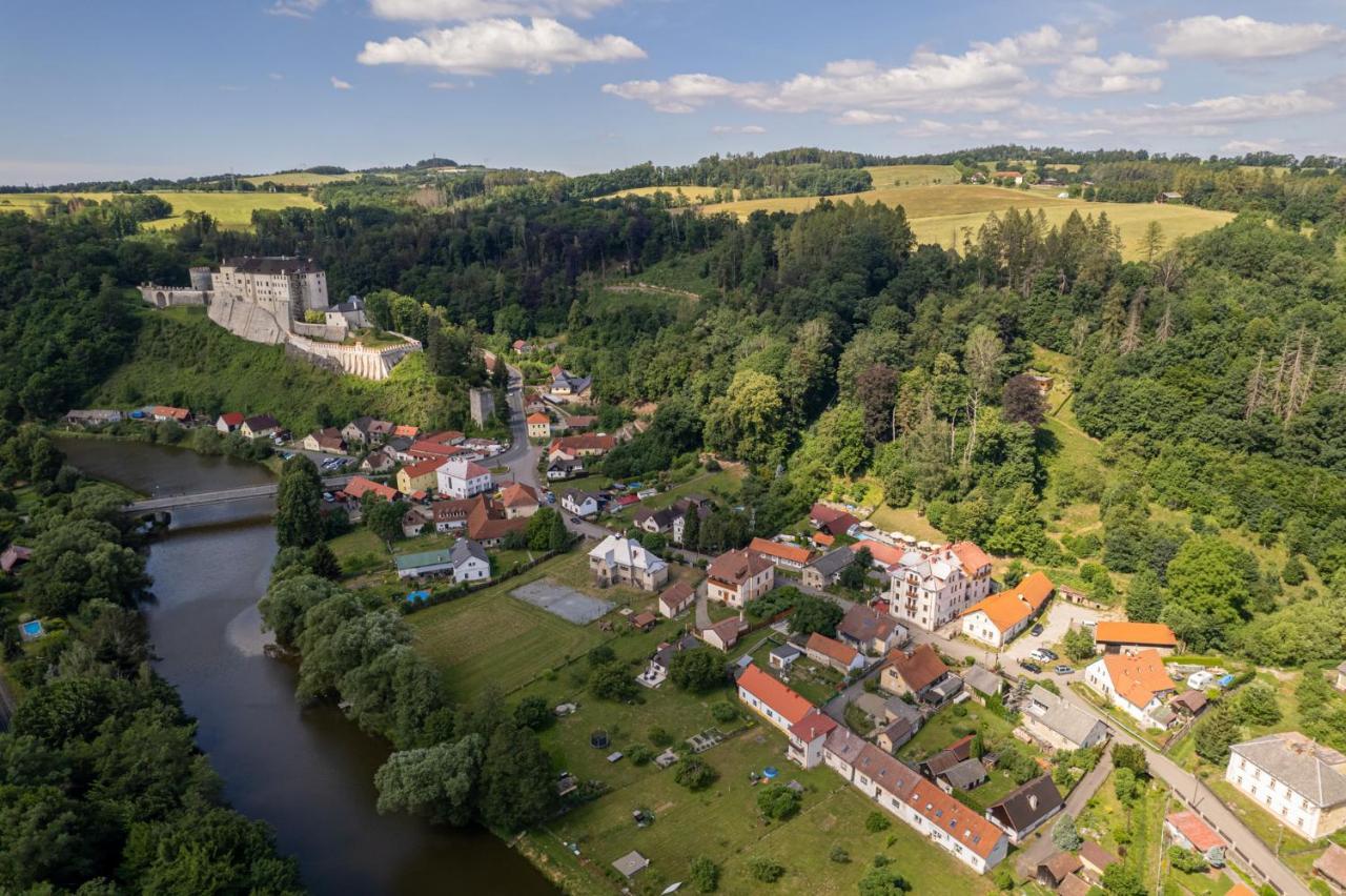 Uniqhotel Cesky Sternberk Esterno foto